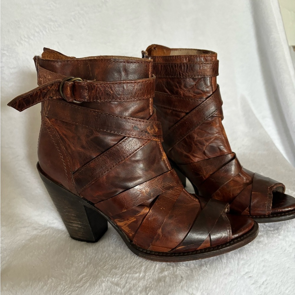 Freebird booties in cognac brown. Womens size 8, leather.